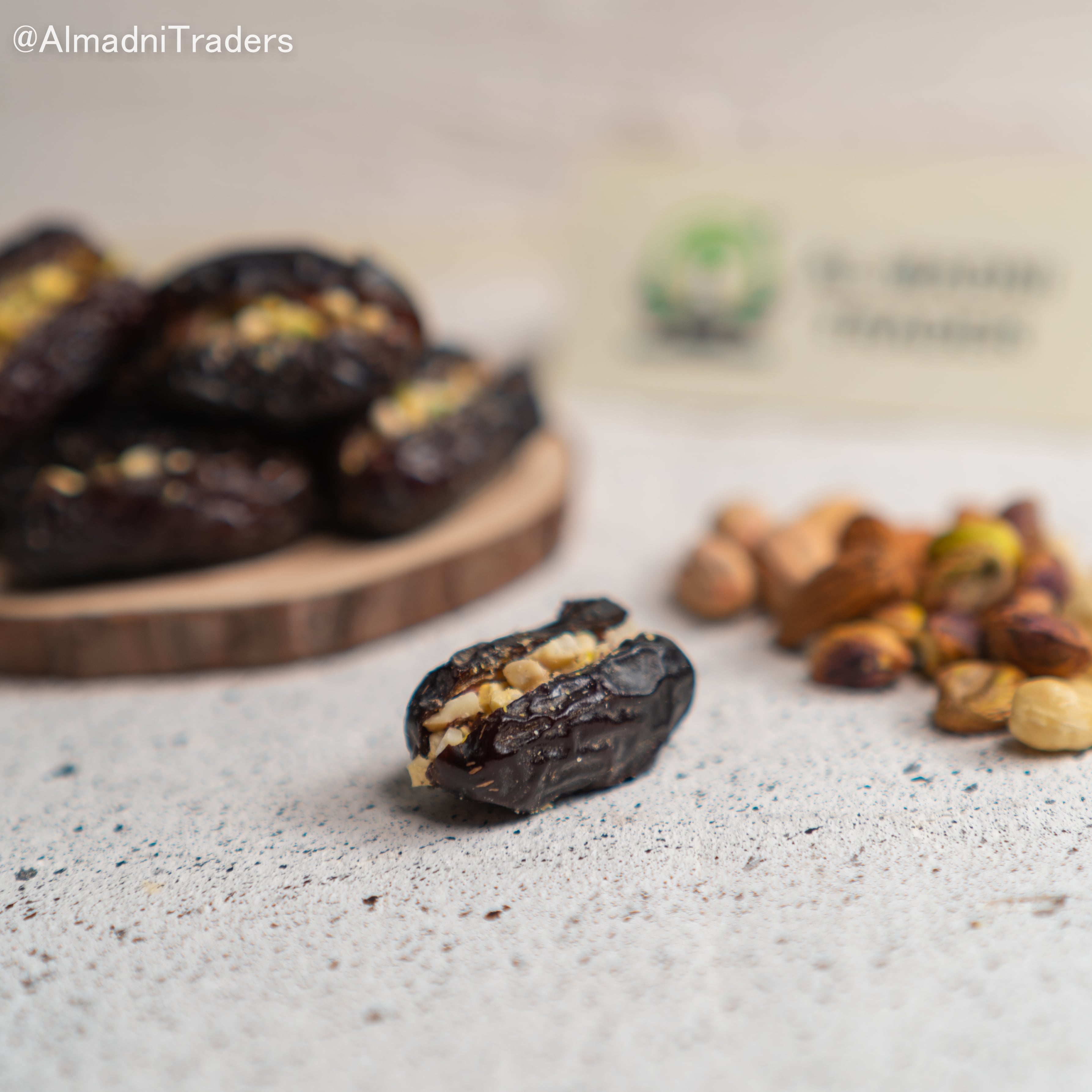 Qalmi with Mixed Nuts 