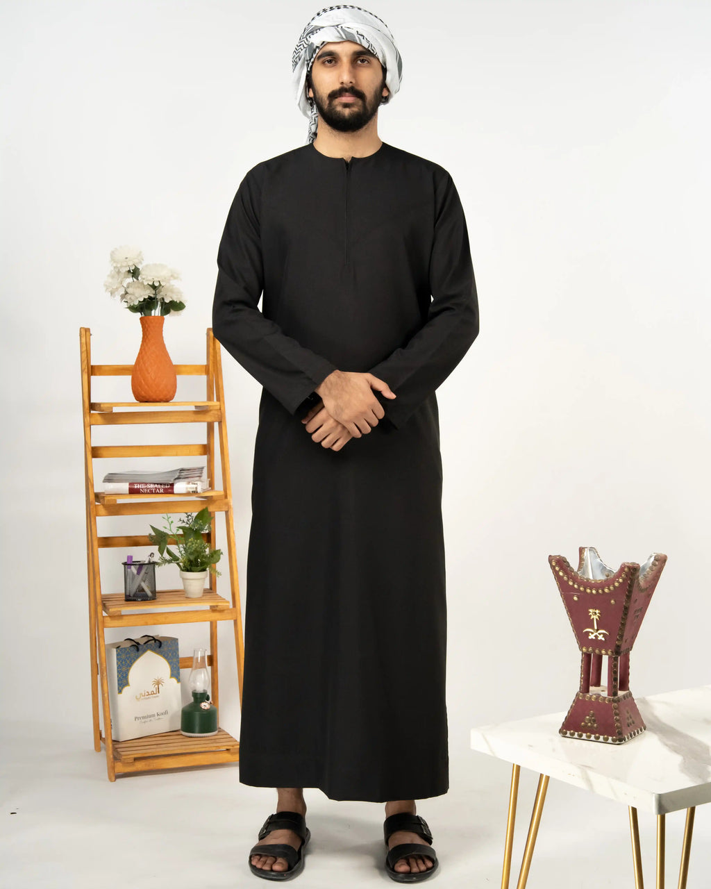 Saudi Black Thobe (Collarless)
