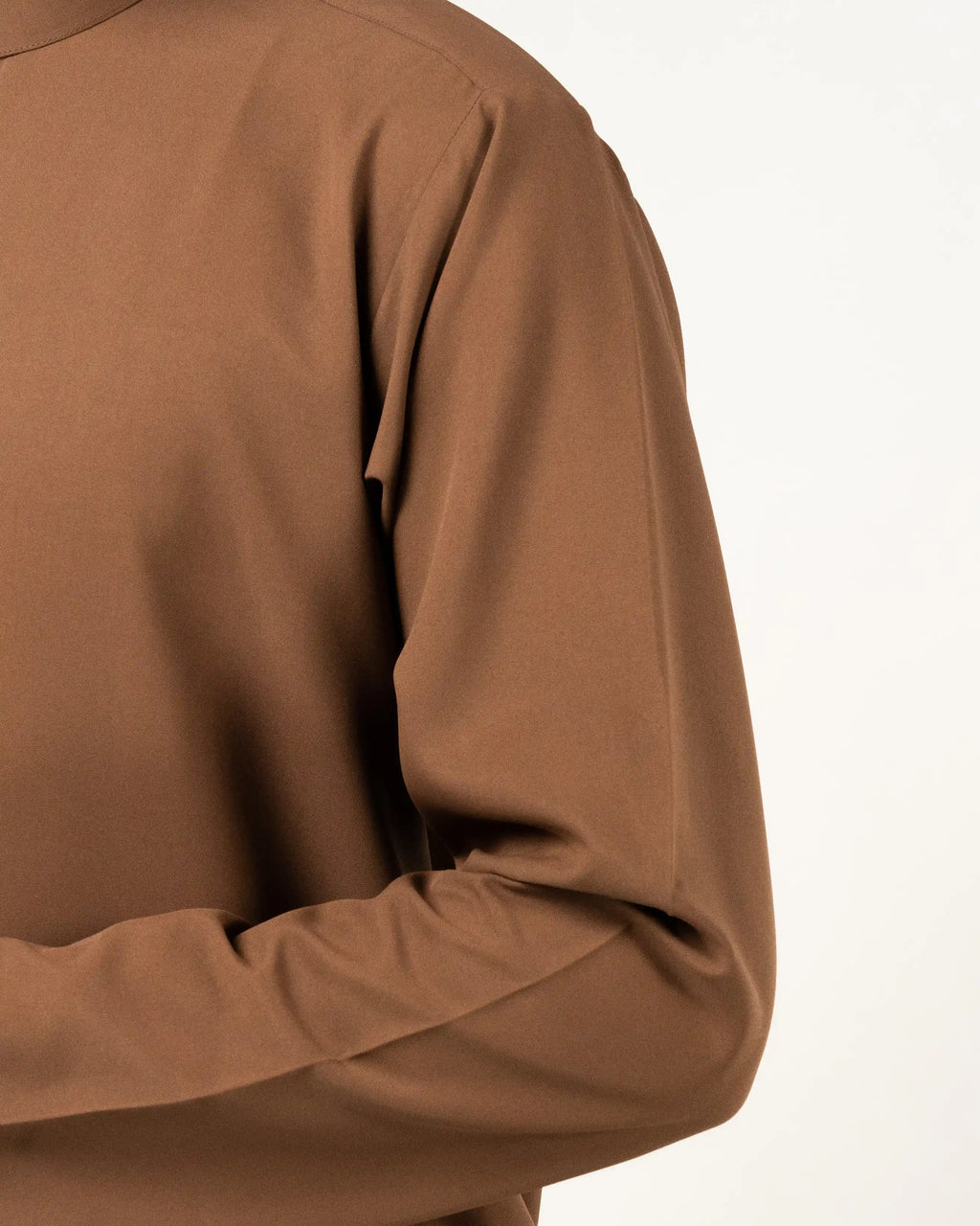 Saudi Brown Thobe Collared