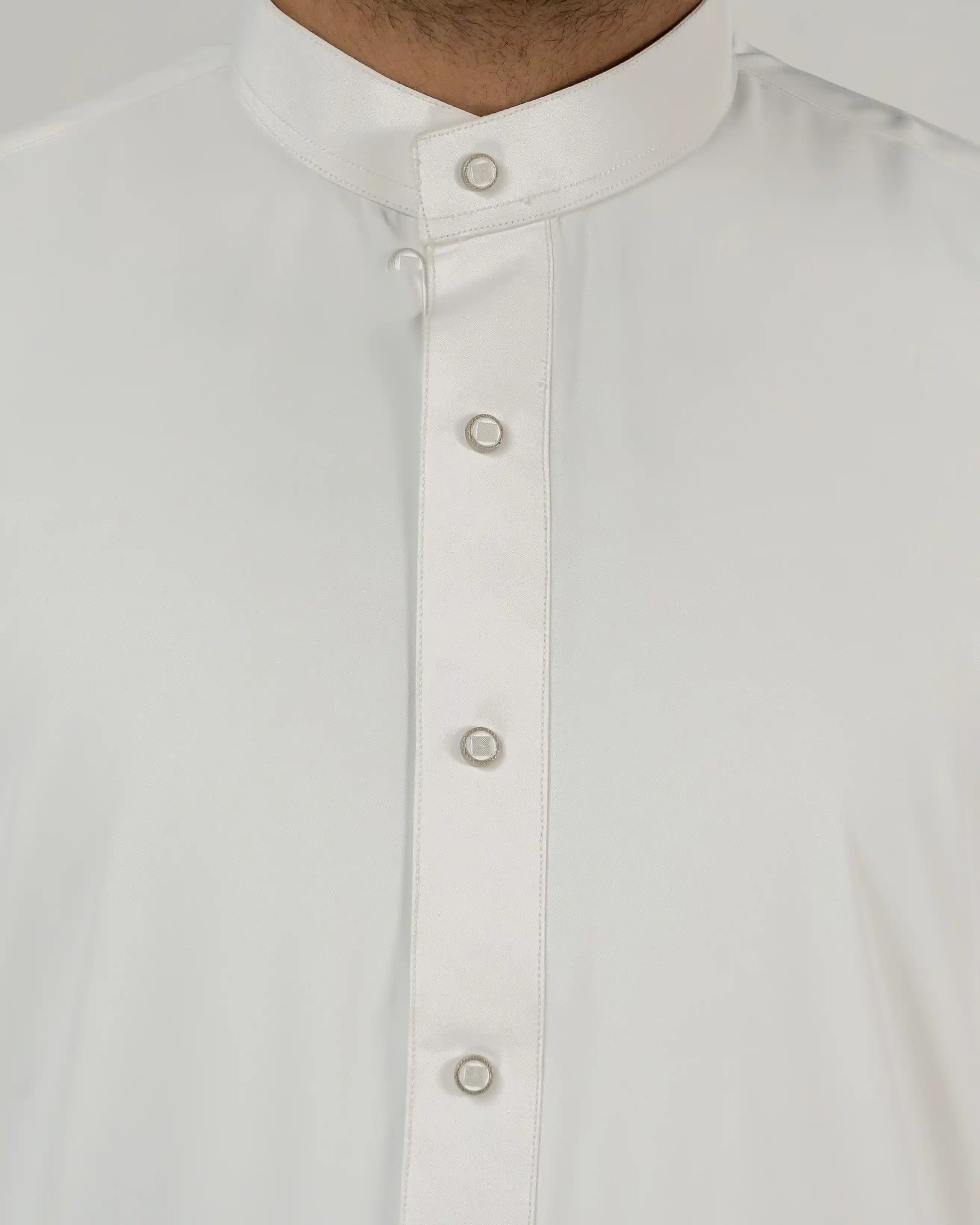 Saudi White Thobe Collared